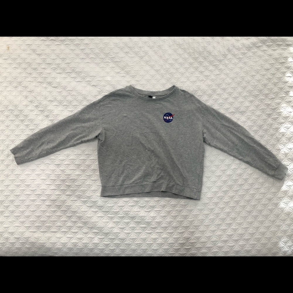 Divided H&M NASA Sweater